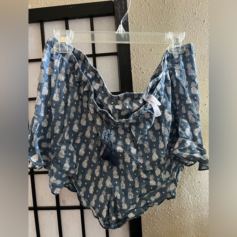 Comfy pajama shorts with pineapple print XXL